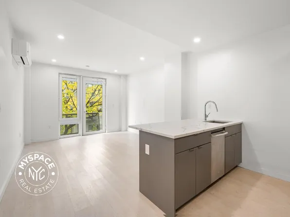 1499 Bedford Avenue image 2 of 46