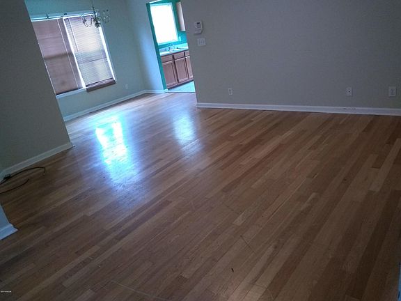 3rd image of 3356 Seaton Dr