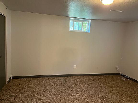 5th image of 1731 Augsburg Dr #2