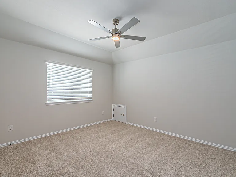 14429 McClint St — Photo 42