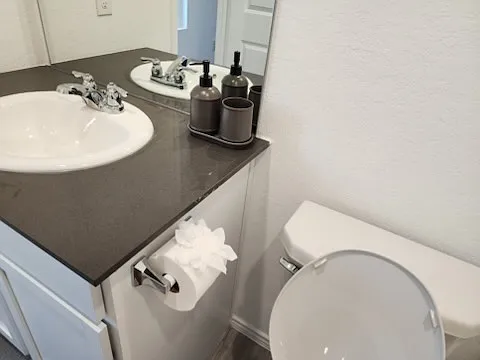 4 bed, 2.5 bath, 1600 sqft, $1,550 — Photo 4