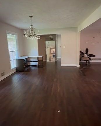3rd image of 158 Burnside St