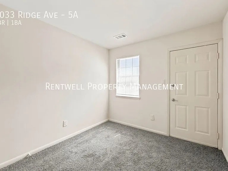 7033 Ridge Ave #5A — Photo 11
