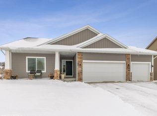 4423 163rd St, Urbandale, IA 50323