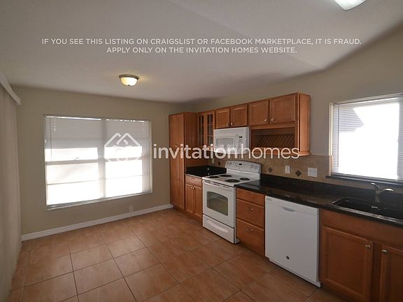 5th image of 6408 Lake Horseshoe Dr
