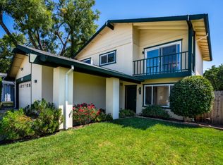 9470 Mira Del Rio Dr, Sacramento, CA 95827