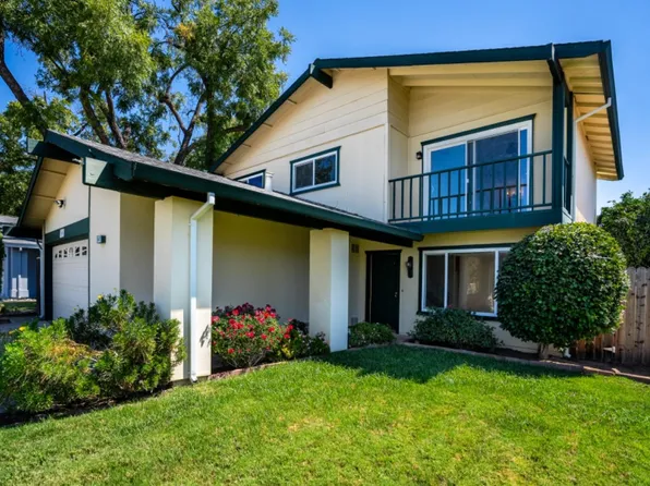 9470 Mira Del Rio Dr, Sacramento, CA 95827
