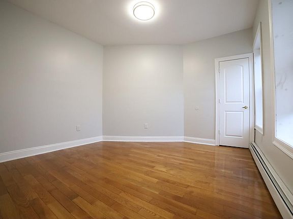 5th image of 6 Tonnelle Ave #215K