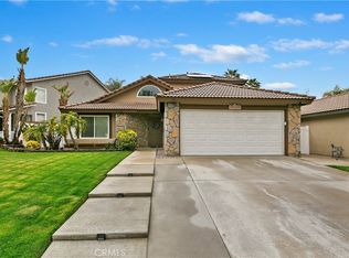 19220 White Dove Ln, Riverside, CA 92508