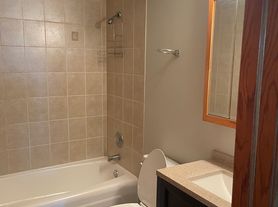4600 N Cumberland Ave, Chicago, IL