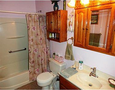 5th image of 2031 S Manor Dr