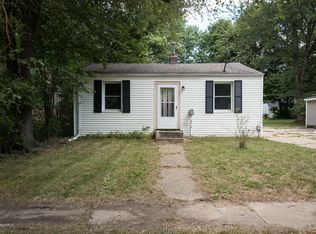 3515 Hoover St, Kalamazoo, MI 49008