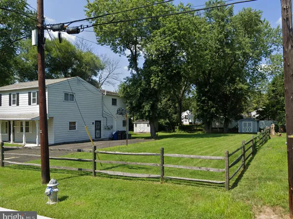 1514 Robinson Ave, Willow Grove, PA 19090