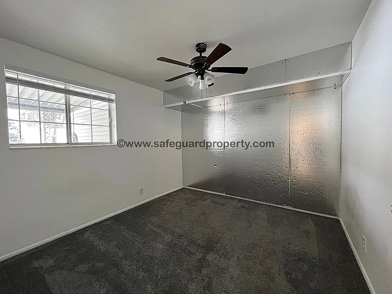 1906 E Jeremy Ct — Photo 20