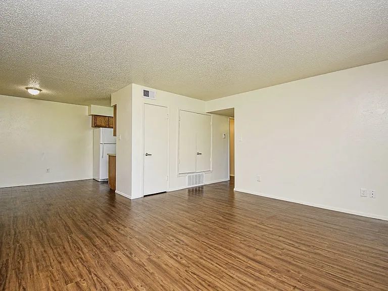 200 Daniel Dr — Photo 13