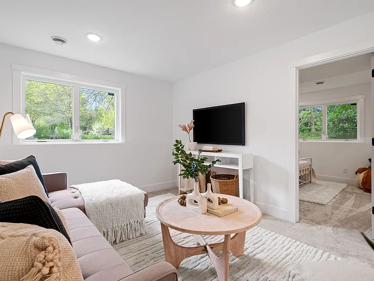8460 Bittern Ct — Photo 18