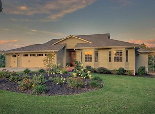 502 Cottage Crest Dr, Clarkesville, GA 30523