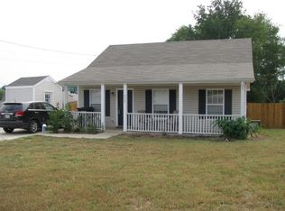 212 Kings Deer Dr, Clarksville, TN 37042