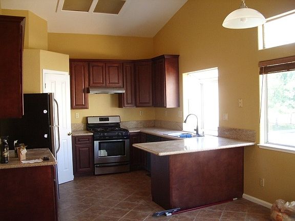 4th image of 5901 Jacinto Ave