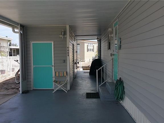 3rd image of 4688 Mai Kai Ln