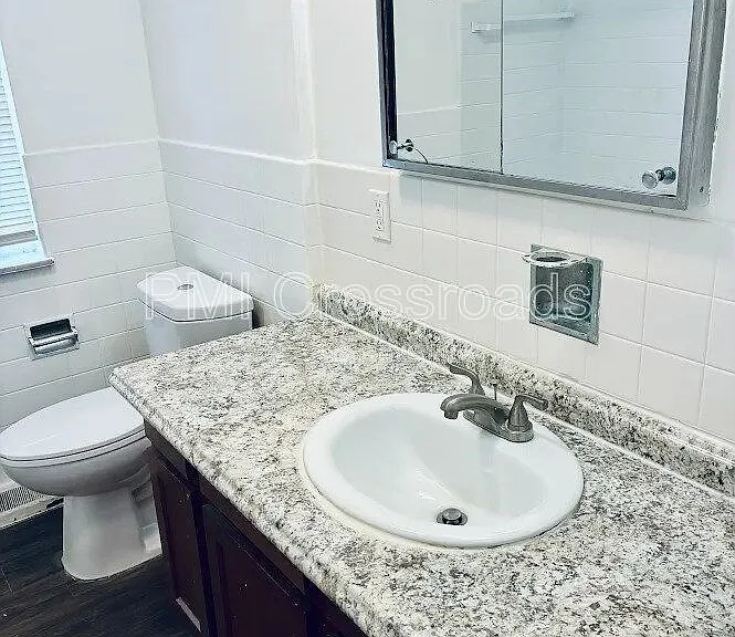 Riviera Manor — Photo 25