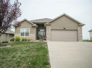 7125 N Quincy Ave, Kansas City, MO 64119