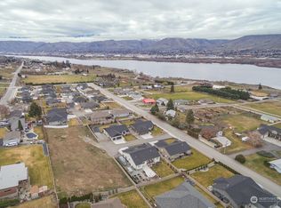 443 Spruce Ct NW, East Wenatchee, WA
