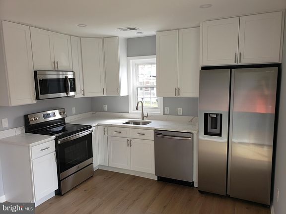 5th image of 3120 Addition Ave