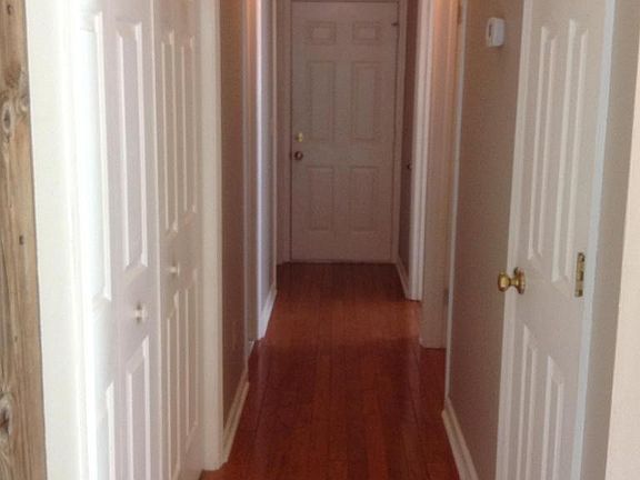 3rd image of 120 Orchard Ct