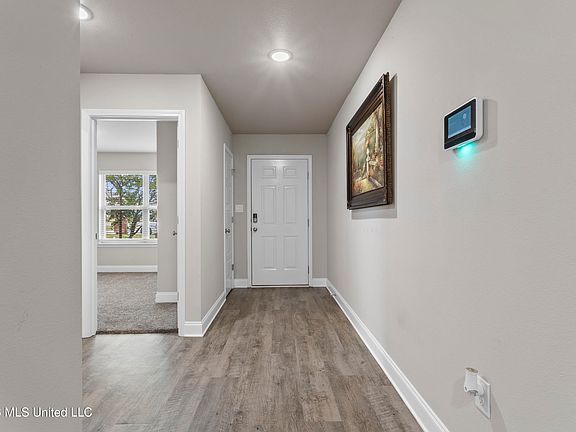 5th image of 10239 Willow Leaf Dr