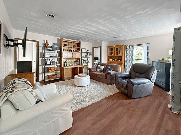 2nd image of 3150 W Carthage Dr Unit 4