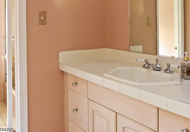 68 Meadowbrook Rd — Photo 14