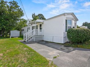 21 W Passage Rd, Salem, NH 03079
