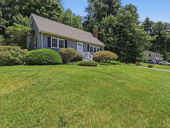 2nd image of 27 Richardson Rd
