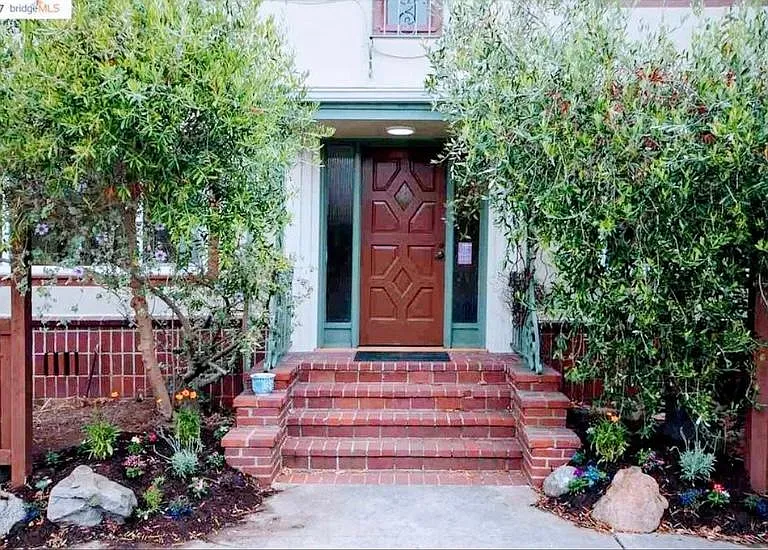 1524 Berkeley Way #A — Photo 1