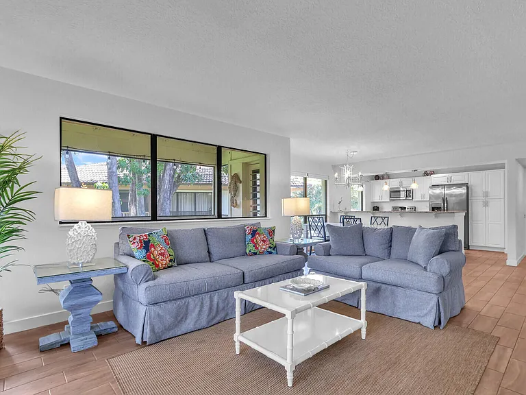 632 Brackenwood Cv — Photo 14