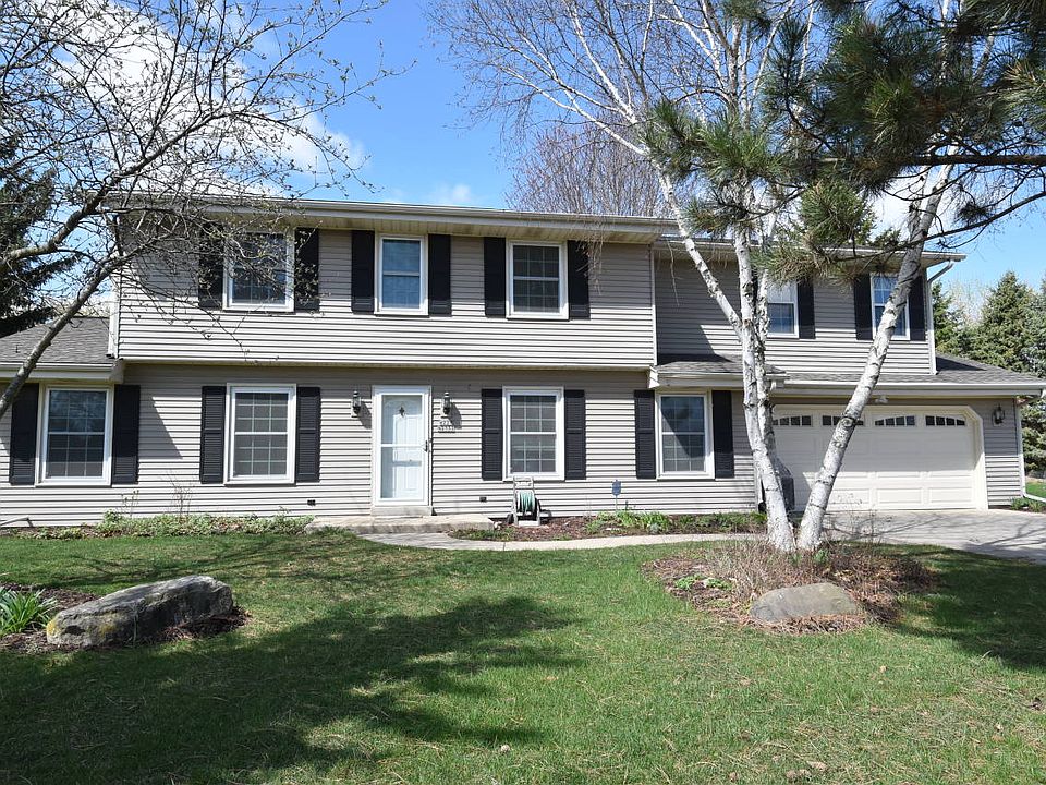 1st image of W227N2533 Meadowood Ln