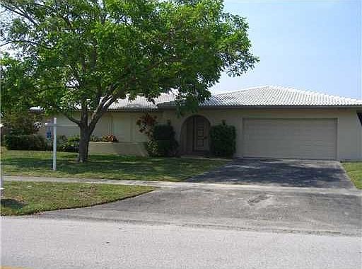 1st image of 6741 SW 17th St