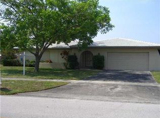 6741 SW 17th St, Plantation, FL 33317