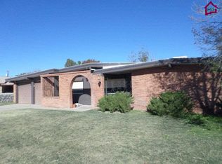 1870 Golden Dr, Las Cruces, NM 88005