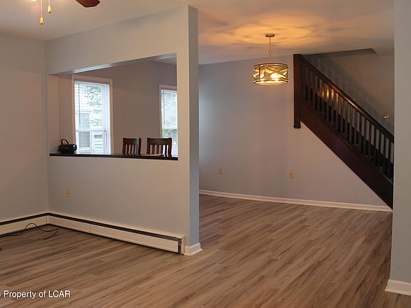 4th image of 5 E Butler St