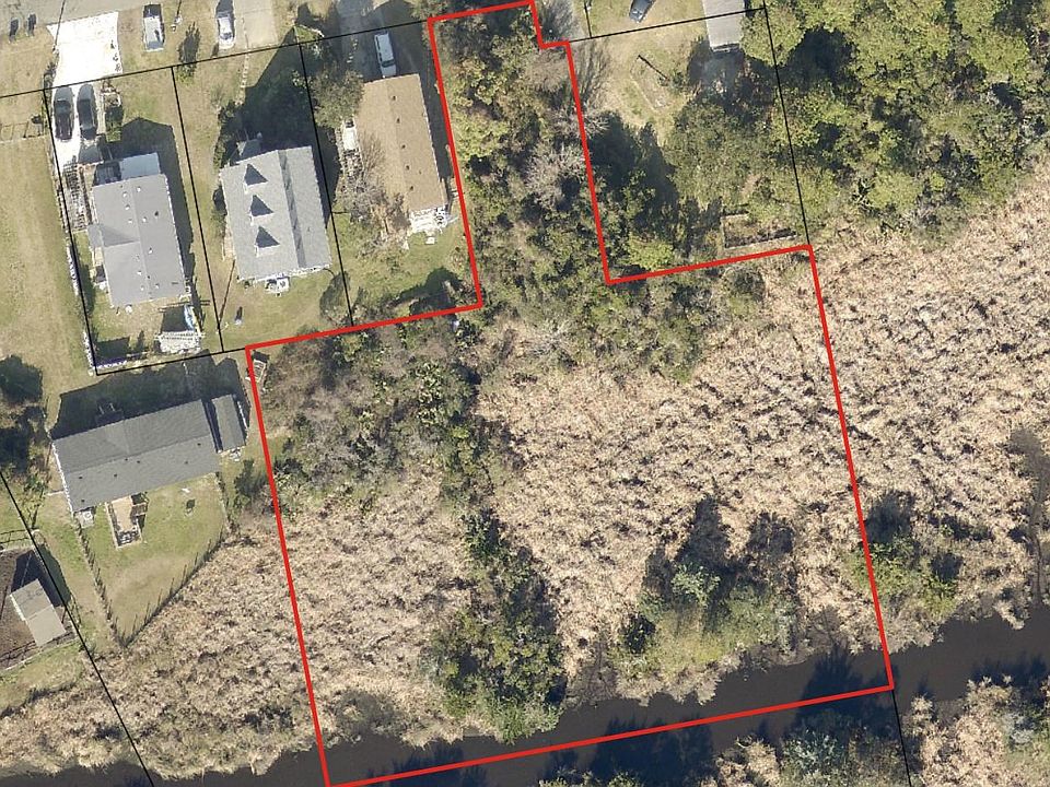 2nd image of 50005 Treacher Ln Lot 28
