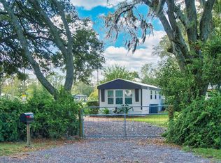 2307 Fritzke Rd, Dover, FL 33527