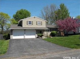 7 Dewline Rd, Liverpool, NY 13090