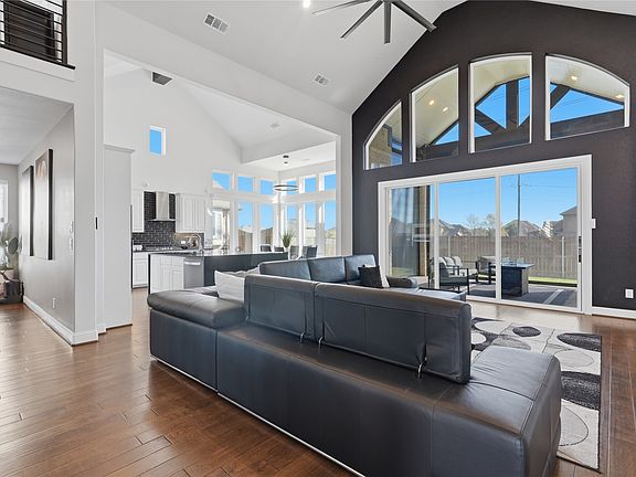 5th image of 7548 Ridge Ln