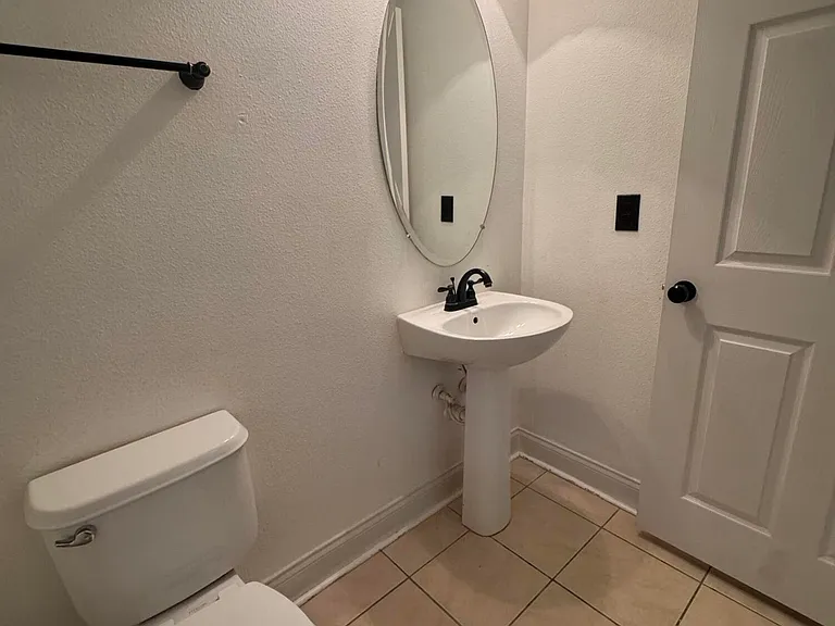 1733 Pointe West Way — Photo 8