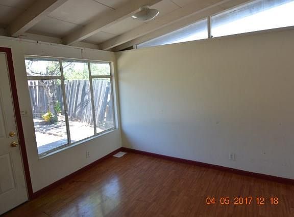 3rd image of Ocala Ave