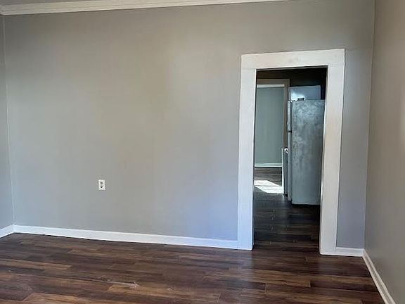 5th image of 718 E Culton St #3