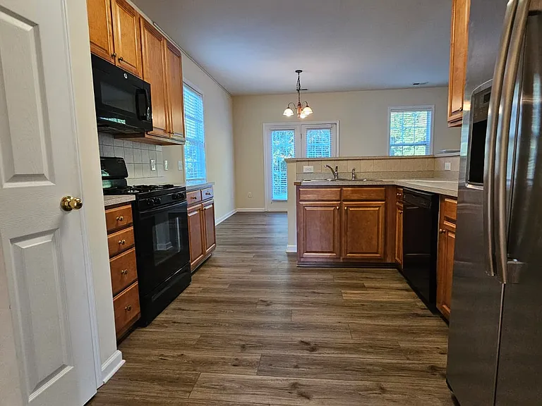 111 Shairpin Ln — Photo 10