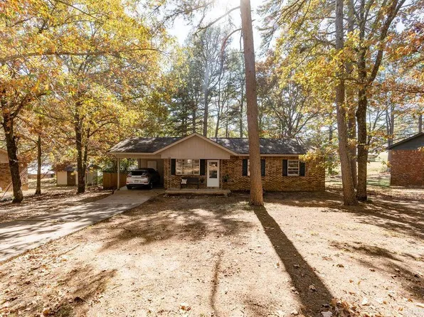 629 E Clinton Pl, Heber Springs, AR 72543